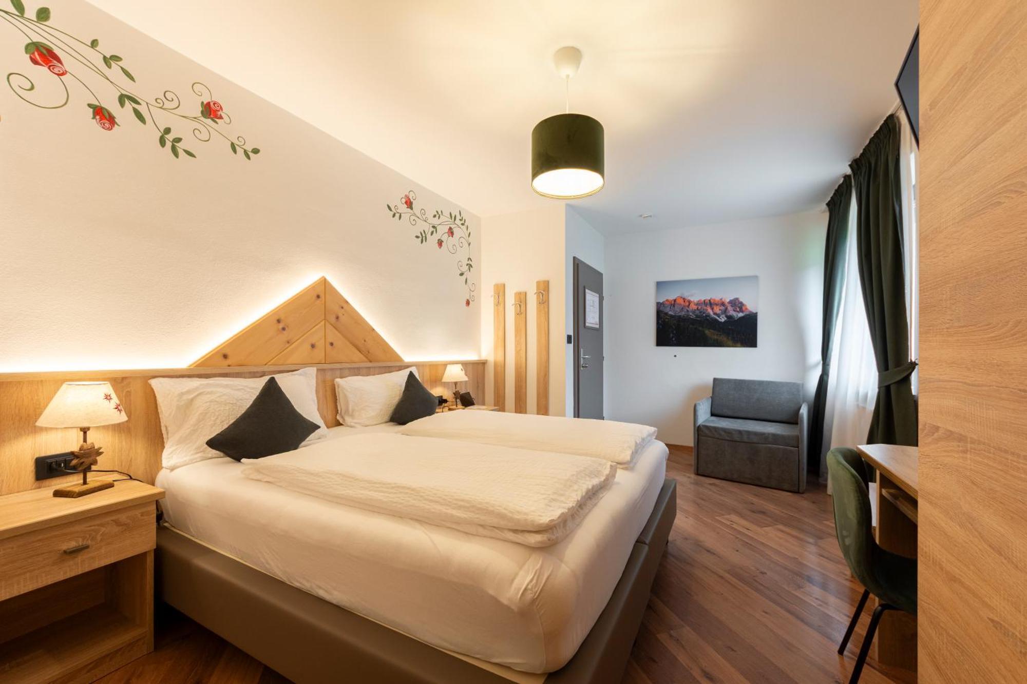 Hotel Kyrr Smart Mountain Retreat Moena Exterior foto